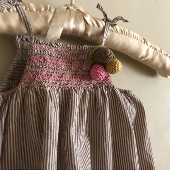 Oshkosh Cotton Romper - Picture 3 of 6